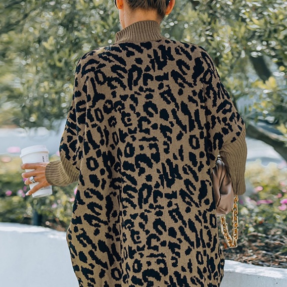 Leopard Print Batwing Sleeve Sweater - Picture 3 of 3